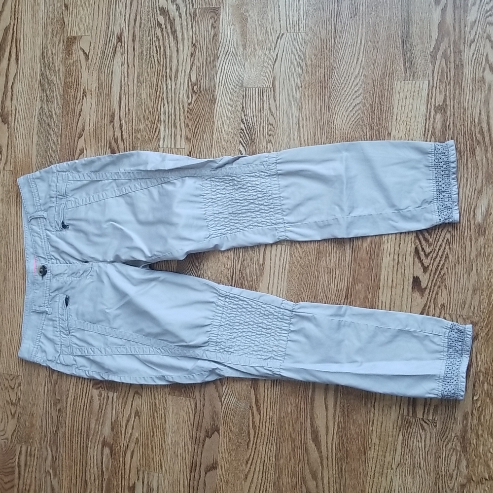 (3) Marc Cain Cargo/Khaki Style Cotton Blend Pants Awesome Details Quiet Luxury